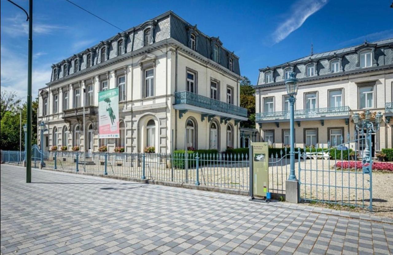Résidence Gabrielle Spa Esterno foto